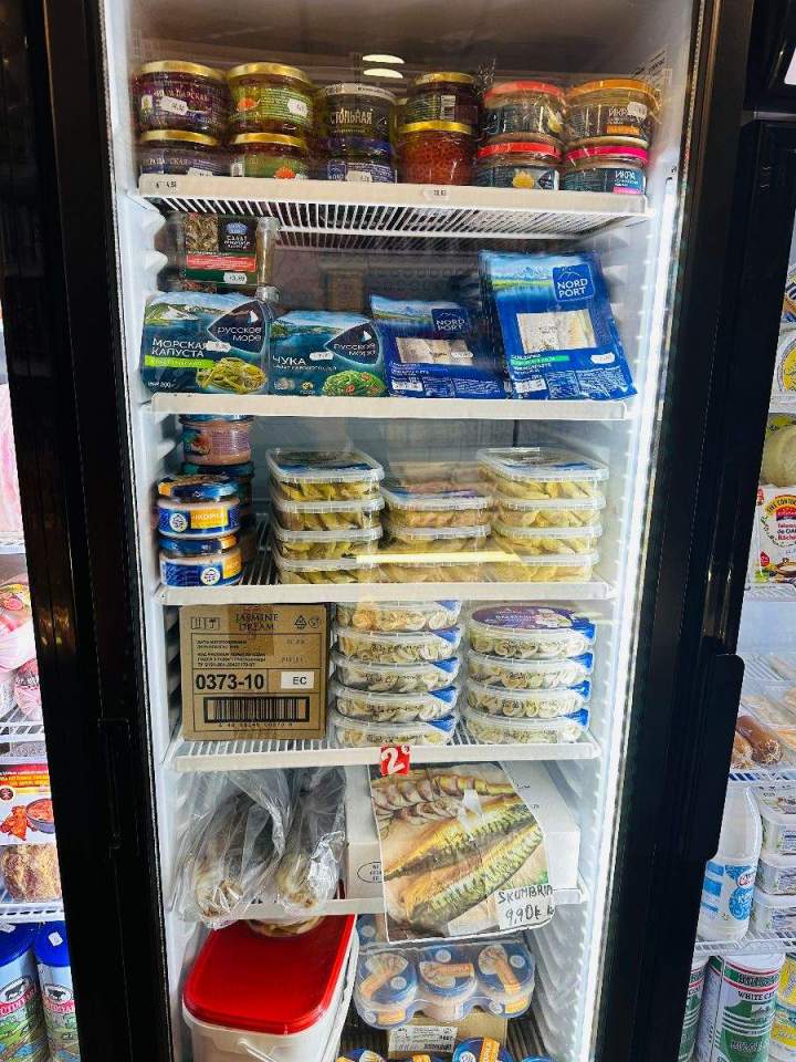 Vente de produits surgelés et conserves Caen